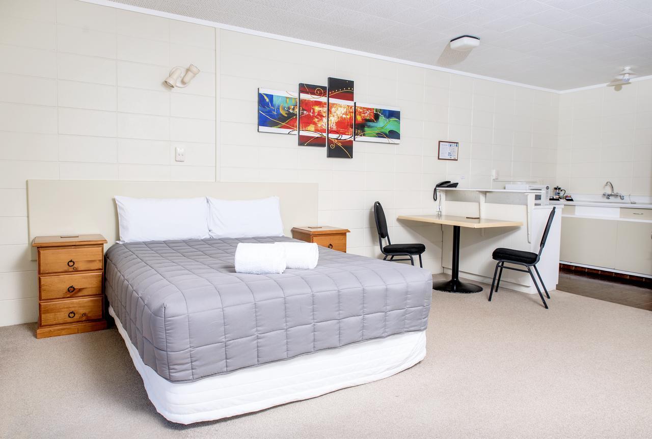 Tourist Court Motel Whakatane Exterior photo